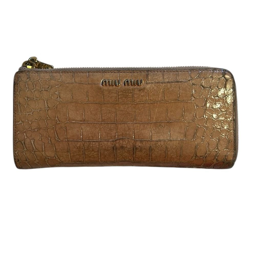 Authentic Miu Miu Leather Tan Zippy Wallet